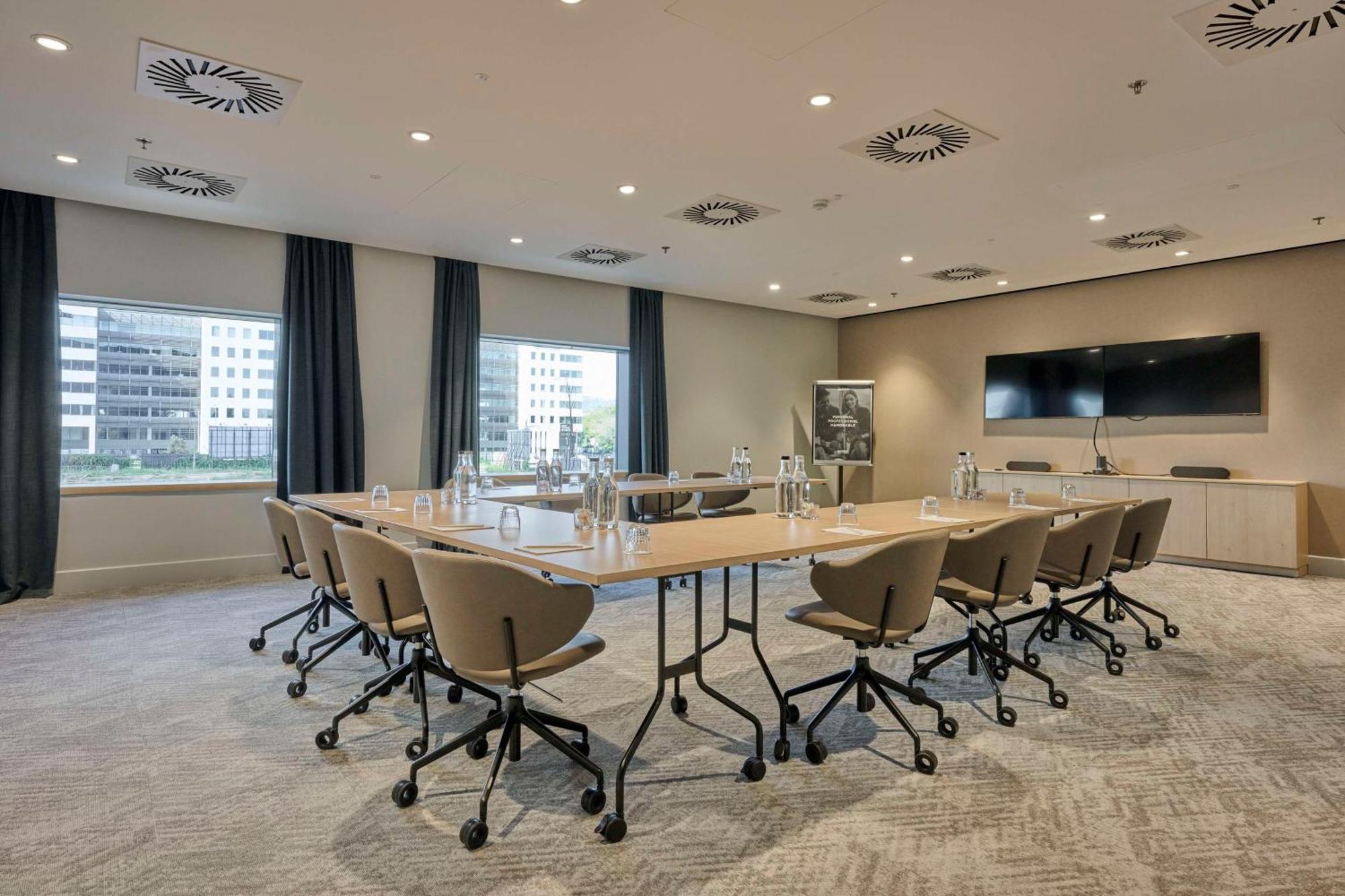 Radisson Hotel Budapest Budapart Екстериор снимка