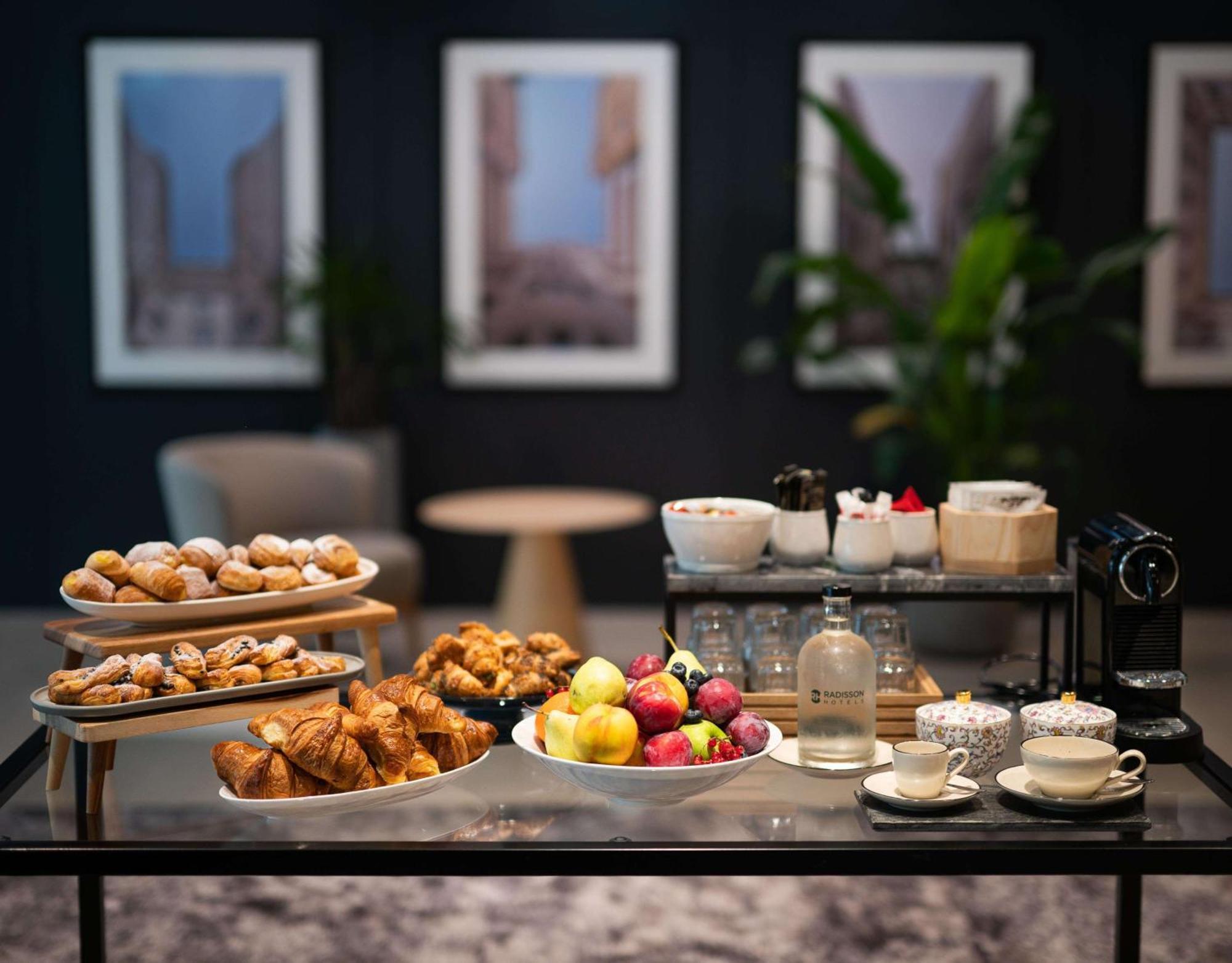 Radisson Hotel Budapest Budapart Екстериор снимка